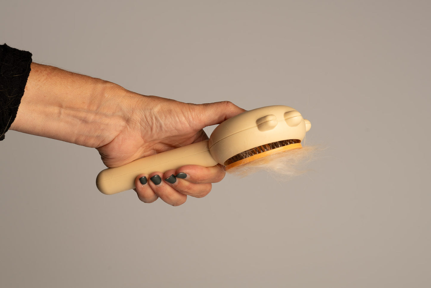 Pet Grooming Brush - Gentle Fur Remover for Cats & Dogs